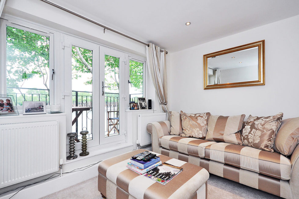 Greenland Quay Beau Property